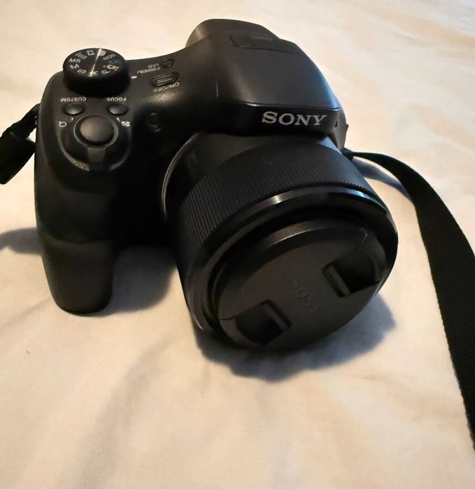 Câmara Sony Cyber-shot DSC-HX400V – Com Mala