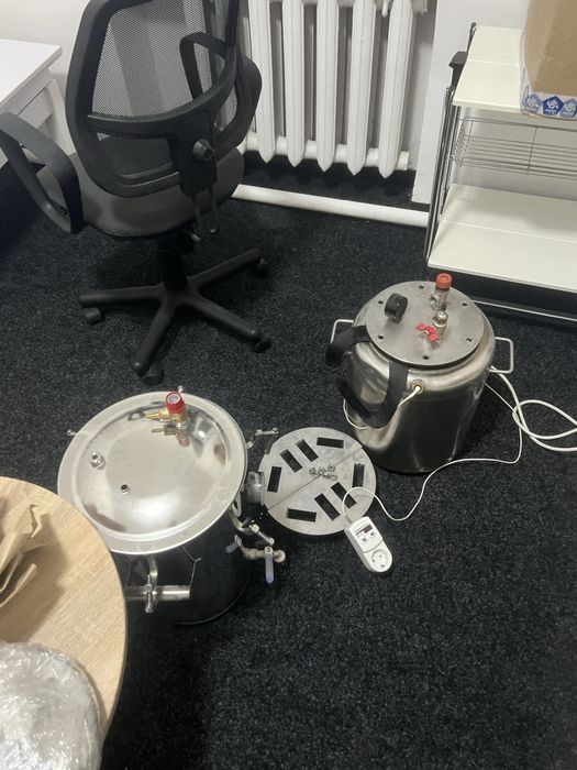 Продам два автоклава срочно!!