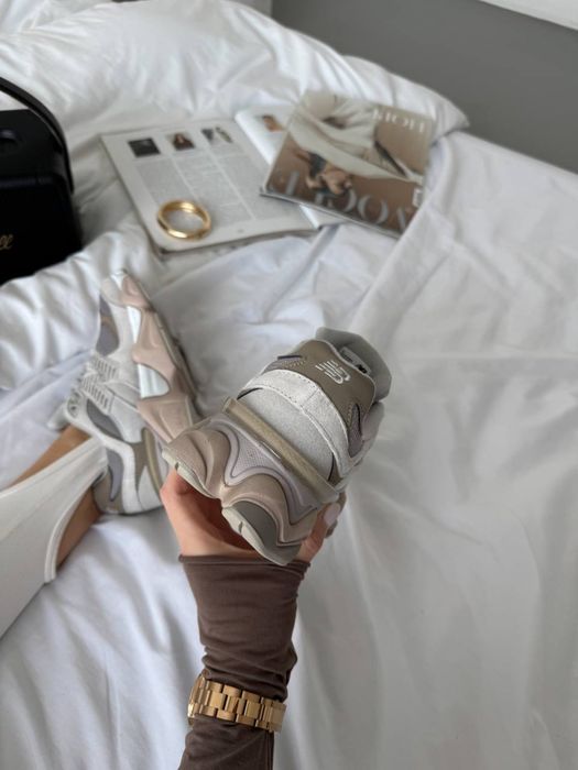 New Balance 9060 light brown r39