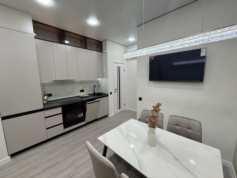 Продам 65 Жемчужина 2 отальные комнаты ул Краснова