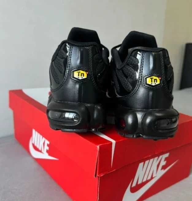 Buty Nike TN, czarne 37