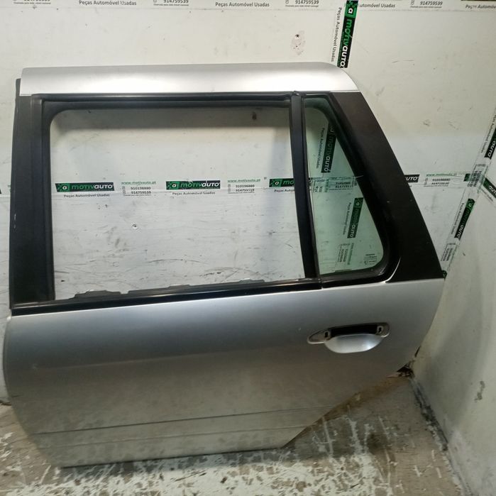 Porta Traseira Esquerda - NISSAN PRIMERA Traveller (WP11) | 96 - 02