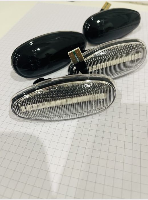 Поворотник Mitsubishi Outlander Lancer Pajero Eclipse GalantВантажівок