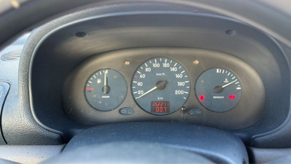 Renault Clio.
