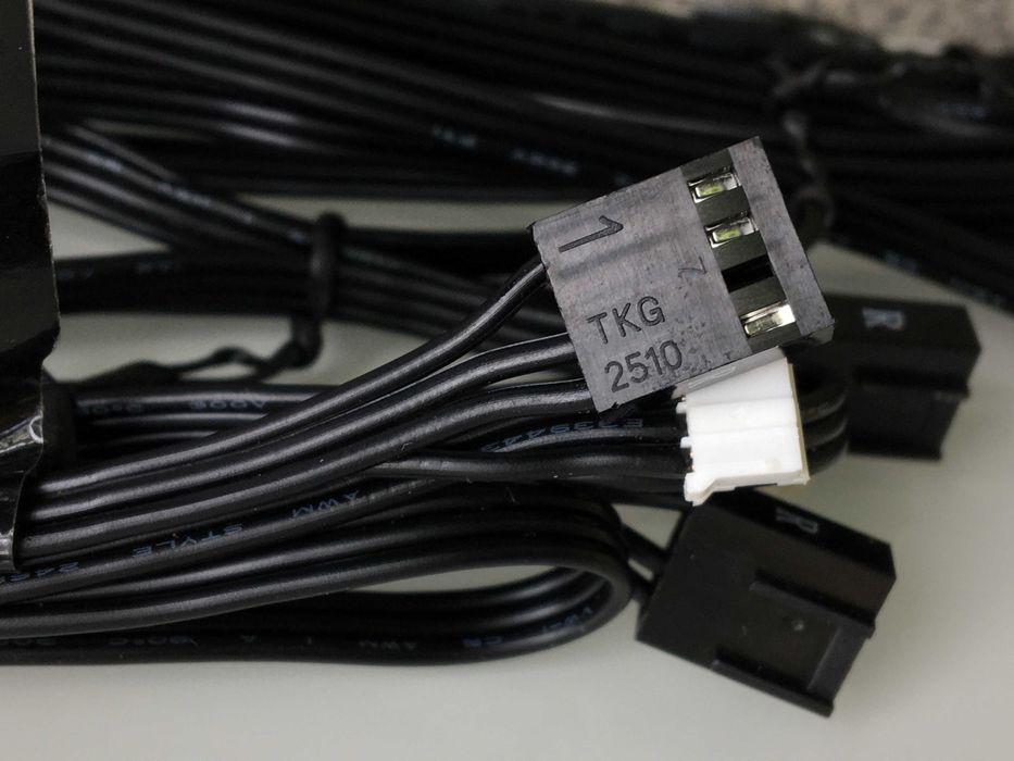 PWM Sync кабель для кулеров 4 pin на 3 пин