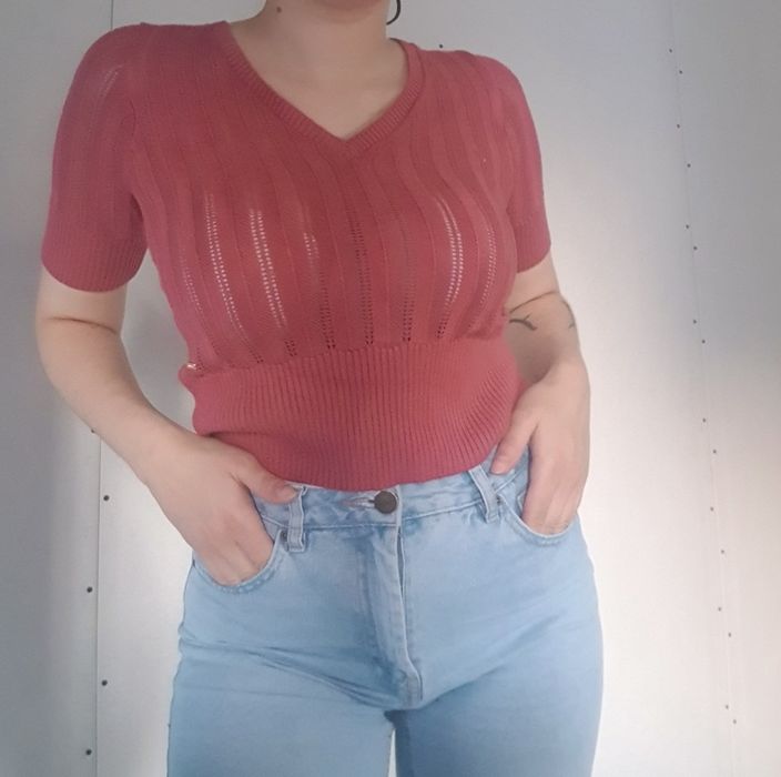 Sweterek z krótkimi rekawkami