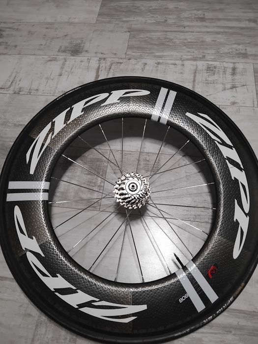 Koło karbonowe Zipp tył