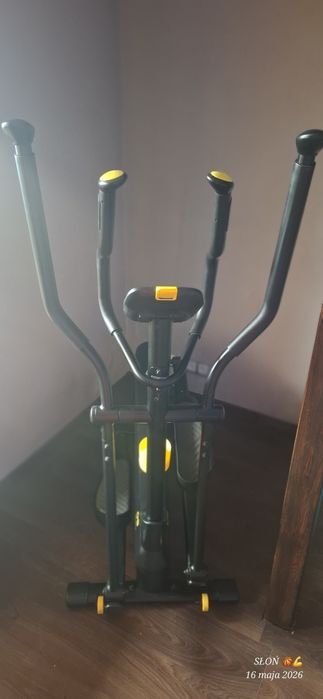Rower eliptyczny DOMYOS EL520 zasilany siła mięśni