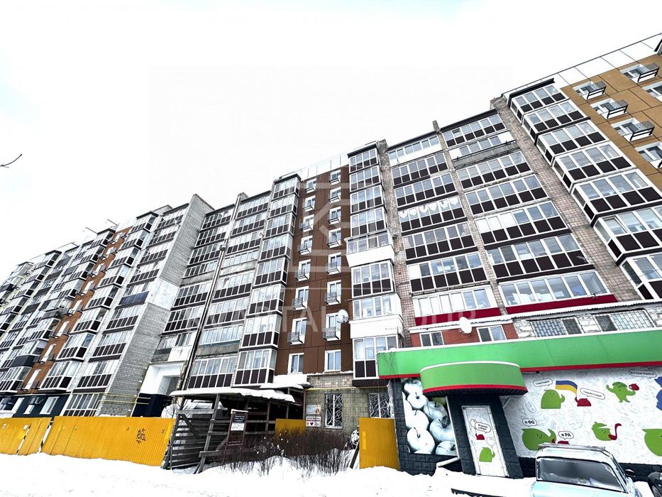 Квартира з видом на озеро в самому серці Бородянки