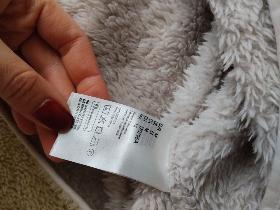 Кофтинка Тедді від H&M