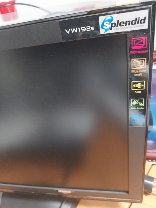 Monitor ASUS 19"