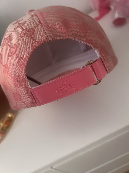 Chapeu gucci rosa
