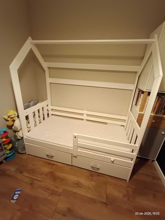 Łóżko dziecięce domek 160×80 cm + stelaż + materac FDM