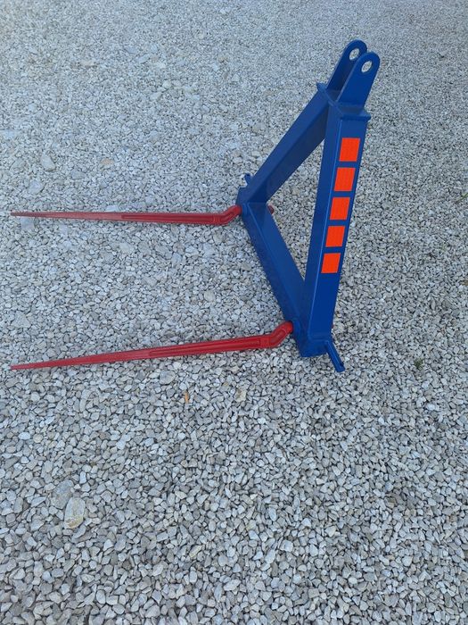 Widły do bel na tył ciągnika, do przewozu balotów na tuz zęby kute