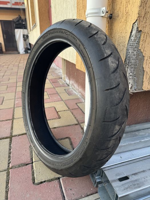 Шина на мото передня Bridgestone  120/70zr17m/c 58w