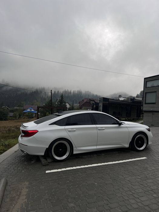 Honda accord 10 sport