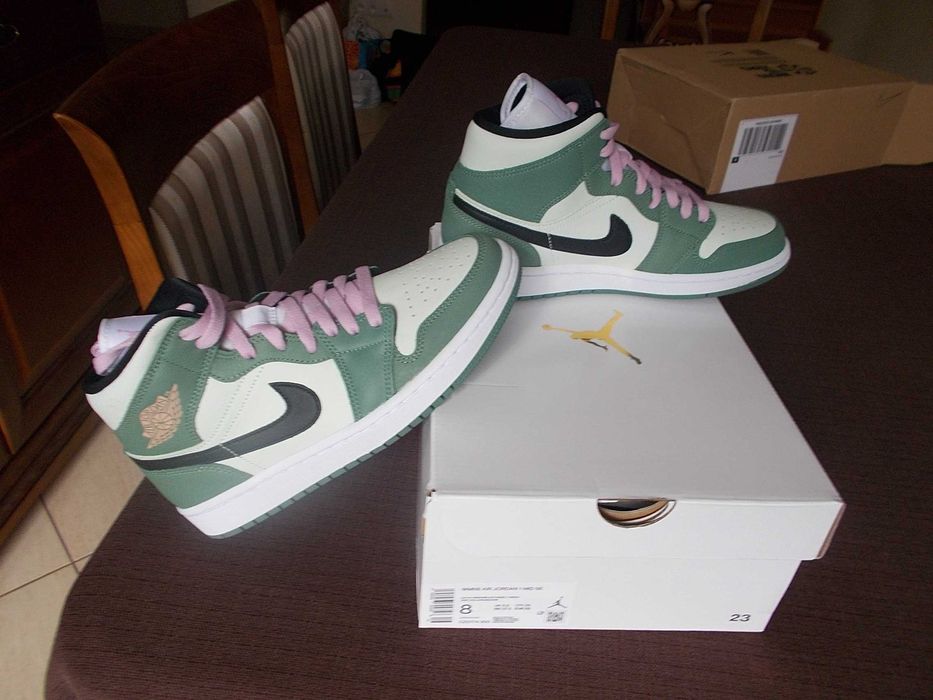 (r. 39-24,5 cm) Nike Air Jordan 1 Mid Dutch Green CZ0774,-300