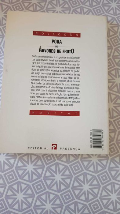 Poda de Árvores de Fruto