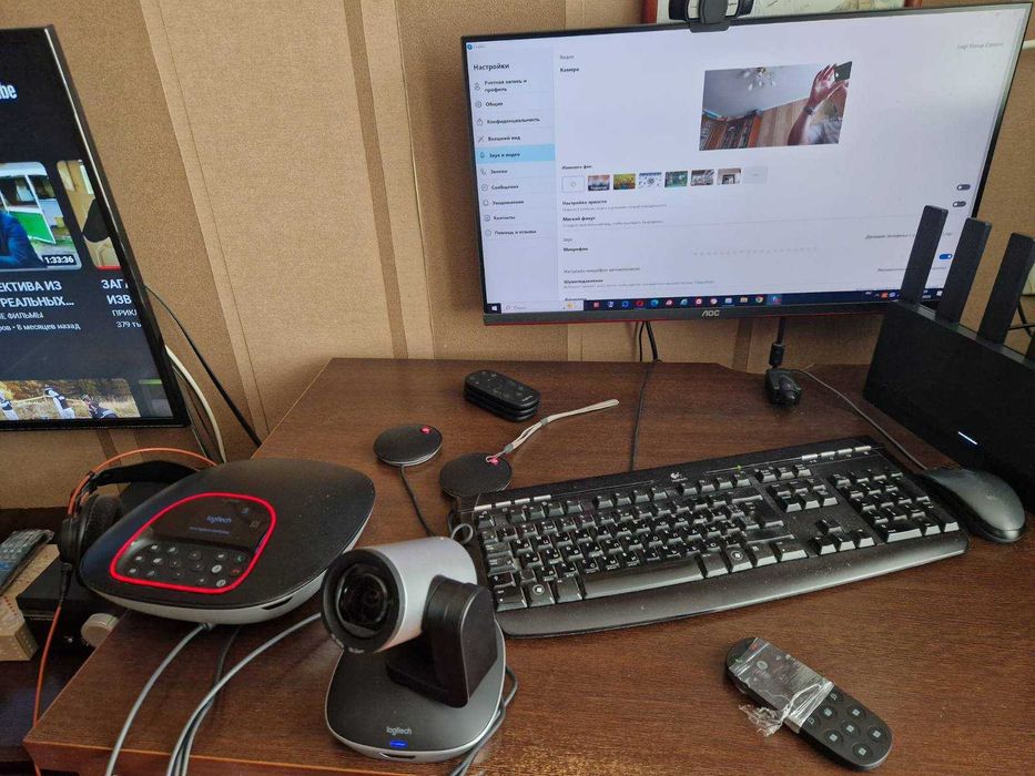 Logitech GROUP PTZ pro 2 с двумя микрофонами с базой управления