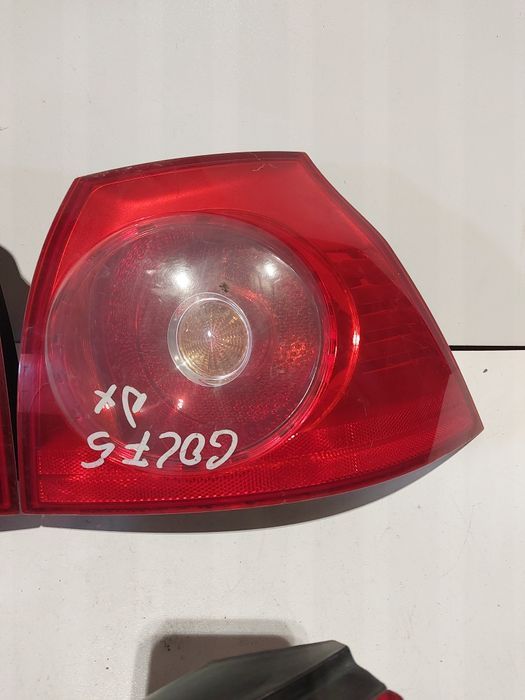 Vw volkswagen Golf V tylna lampa tył prawa lewa prawy lewy hatchback