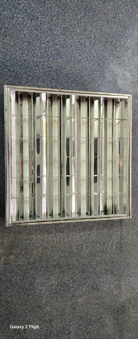 Растровый светильник