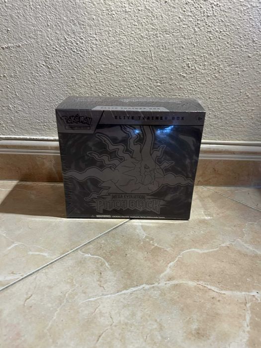 Pokemon Elite Trainer Box Pitch Black