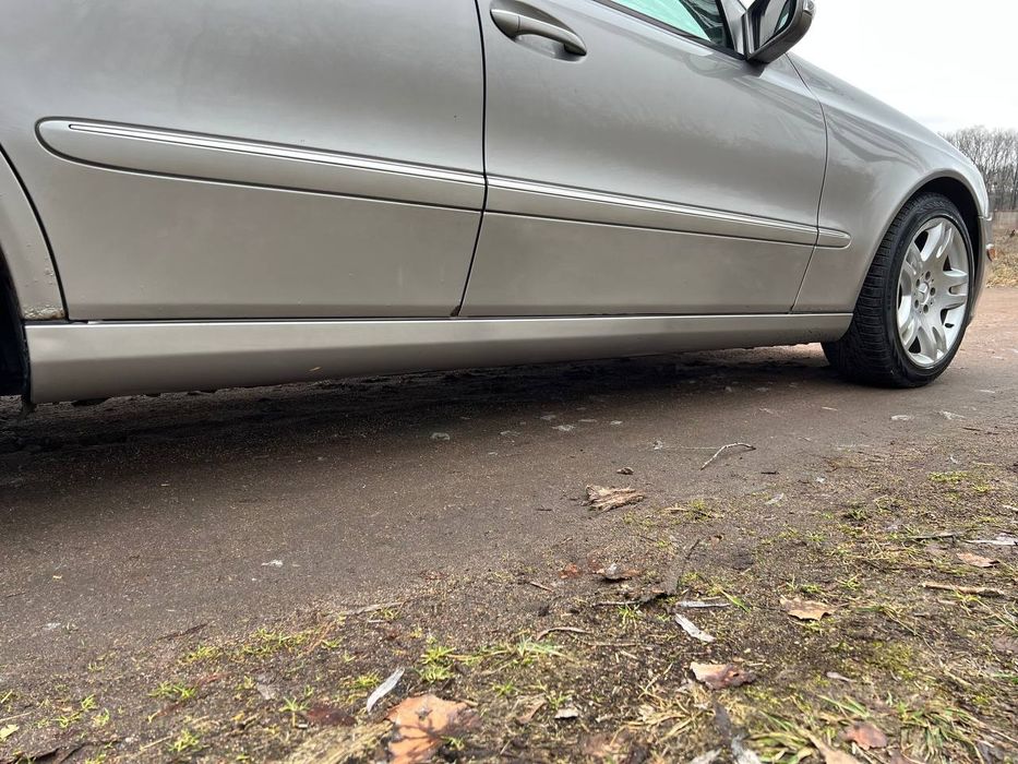 Mercedes-Benz E320 2004 рік автомат 3,2 газ/бенз ДЛЯ військових