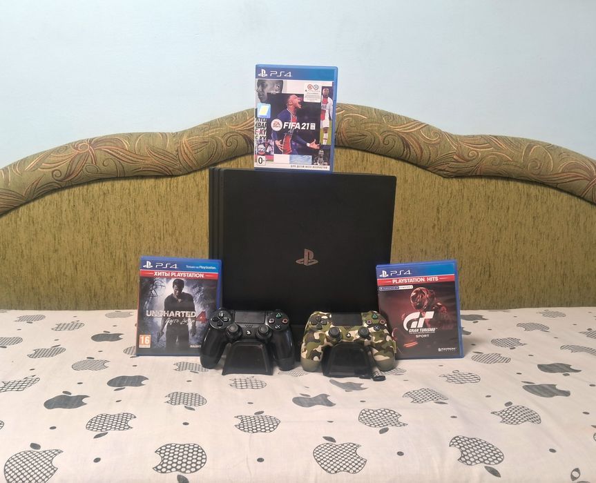 Ps4 pro з гарним комплектом | Playstation 4 pro 1 TB