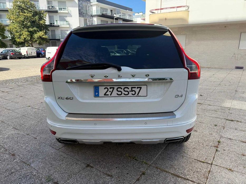 VOLVO XC60 D4 Automatico