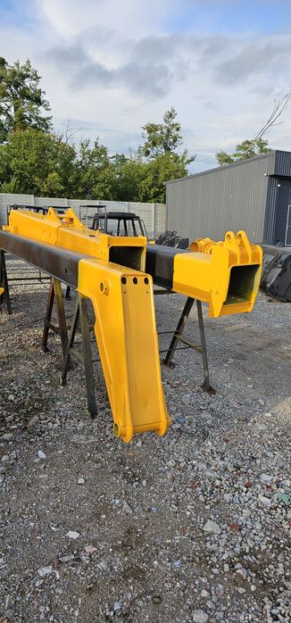 Продам  стрілу  до JCB 540-140