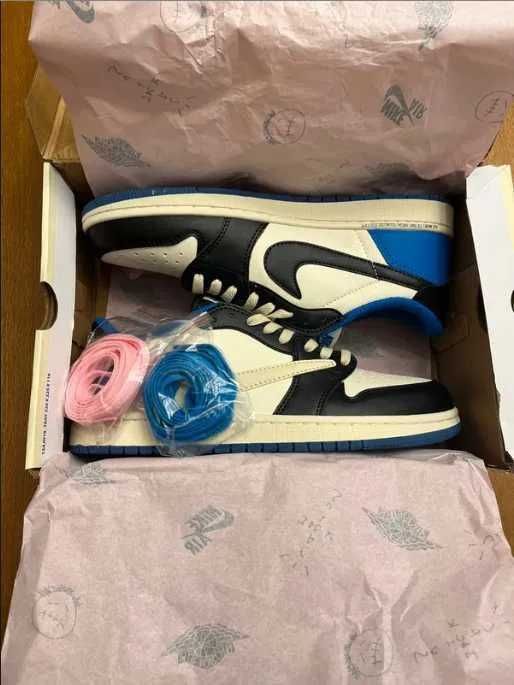 Jordan 1 Retro Low OG SP Fragment x Travis Scott R.42
