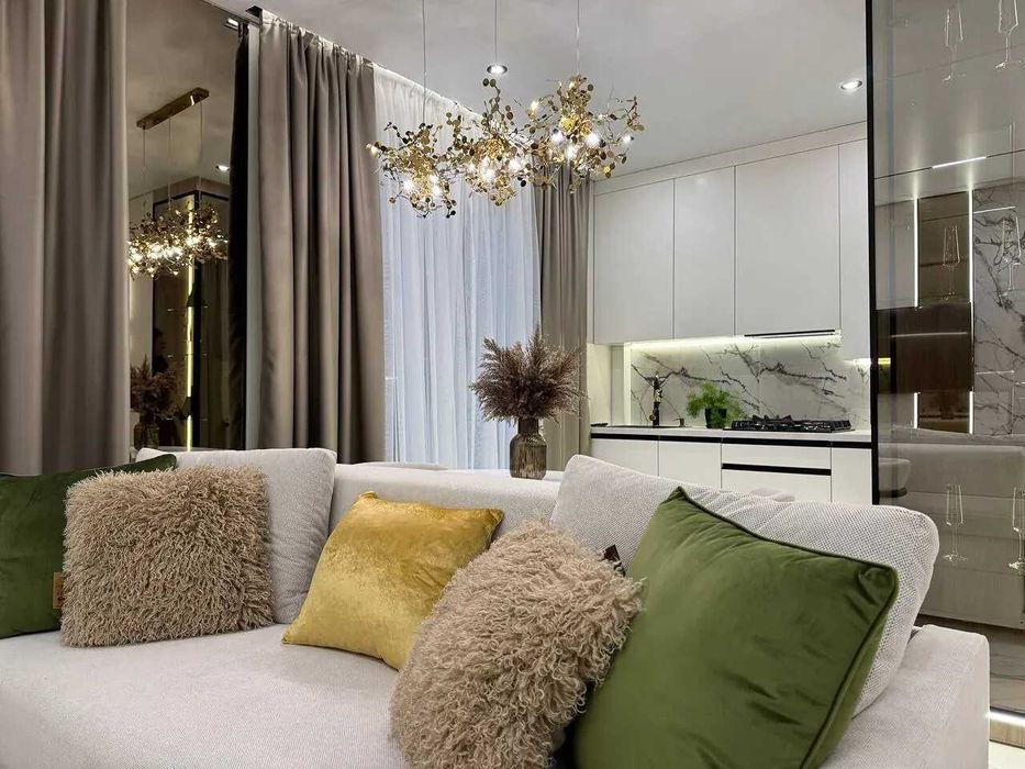 Унікальна 2-кімнатна квартира у ЖК Долішній з патіо!