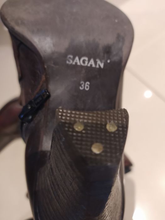 Półkozaki, botki ocieplane ze skóry