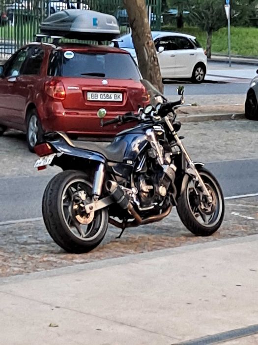 Yamaha FZX 750 - 95cv