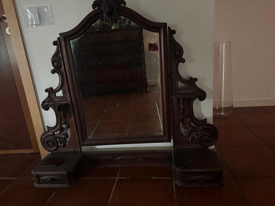 Espelho Vintage em Madeira maciça, como novo