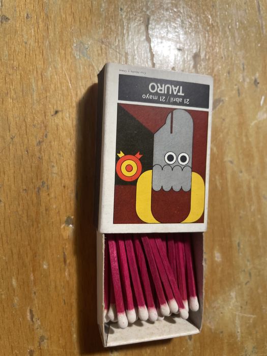 Caixa de fosforos vintage Pirineu Zodiaco