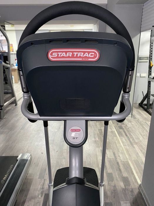 Професійний Степпер Star Trac