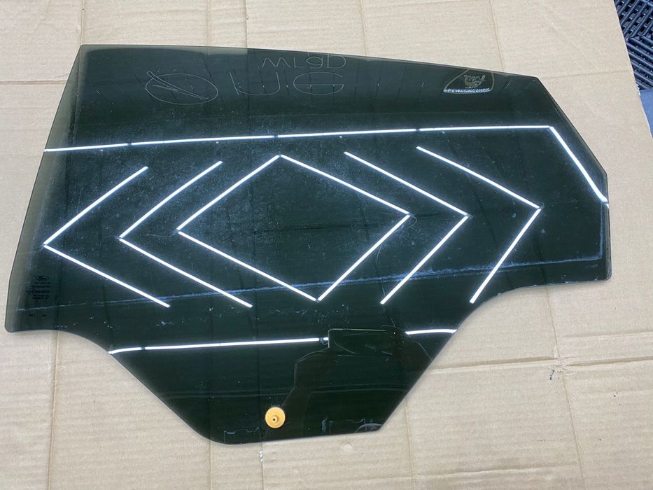 Vidro Porta trás esquerda Ford Fiesta