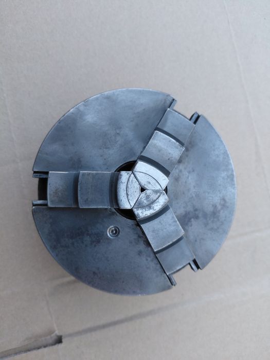 Uchwyt tokarski 125 mm