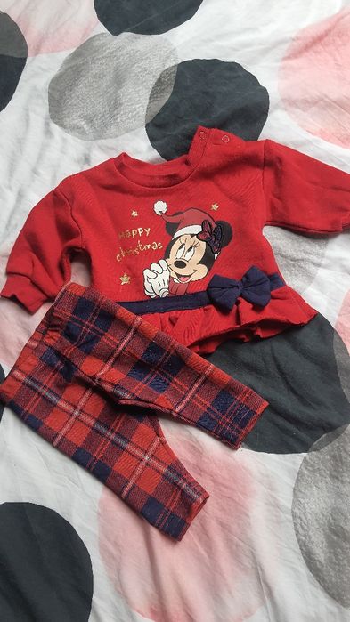 Zestaw ubranek świątecznych dla dziewczynki rozmiar 62