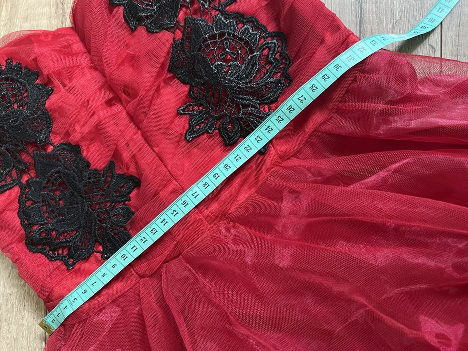 Sukienka tiulowa bez ramiączek koktajlowa przyjęcie wesele Oh Polly