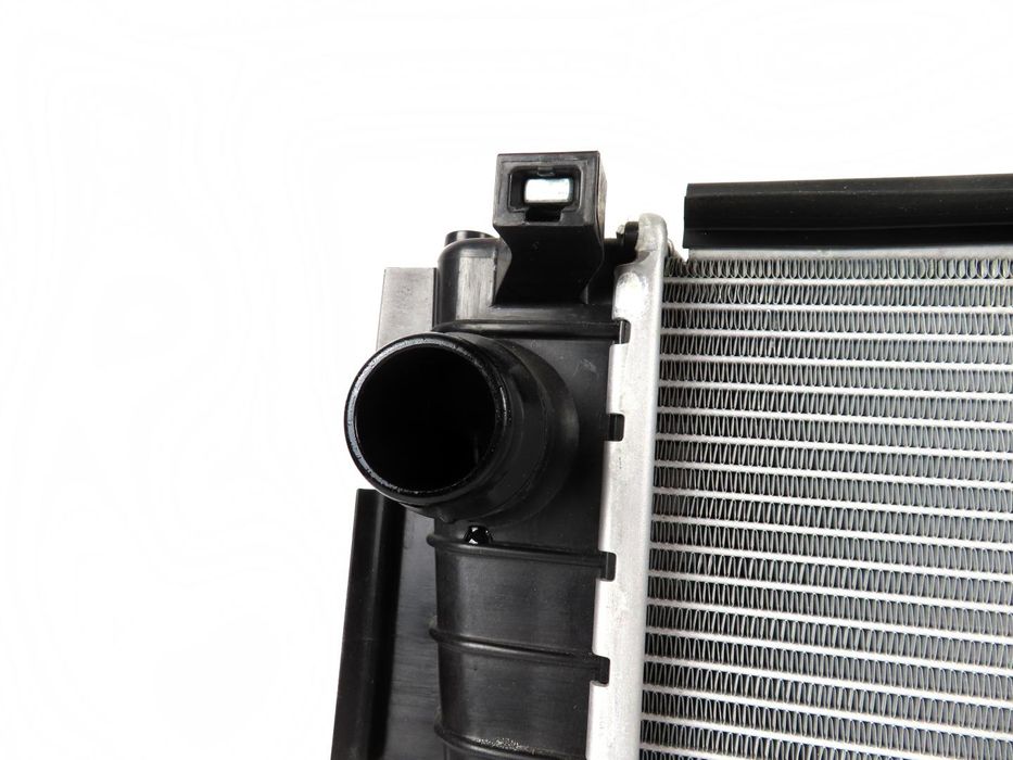 Radiador De Água Bmw 2 Gran Coupe Ref: 17118645772 2014 - 2026