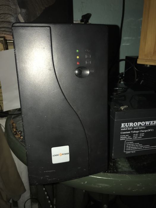 Безперебійник Logic Power 1500 B 24v
