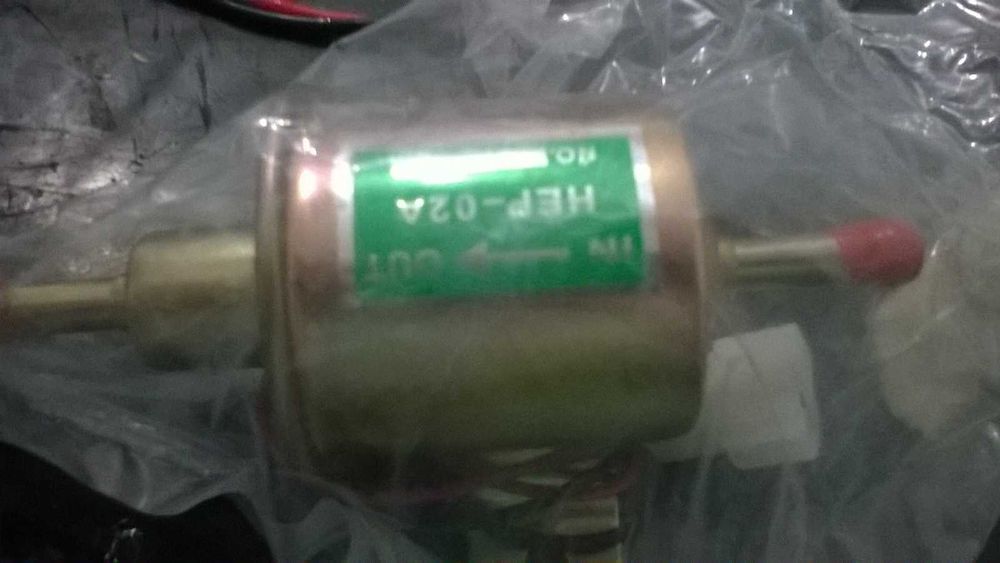 bomba combustível universal