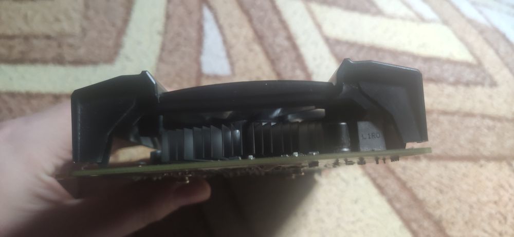 Продам rx 550 2gb sapphire