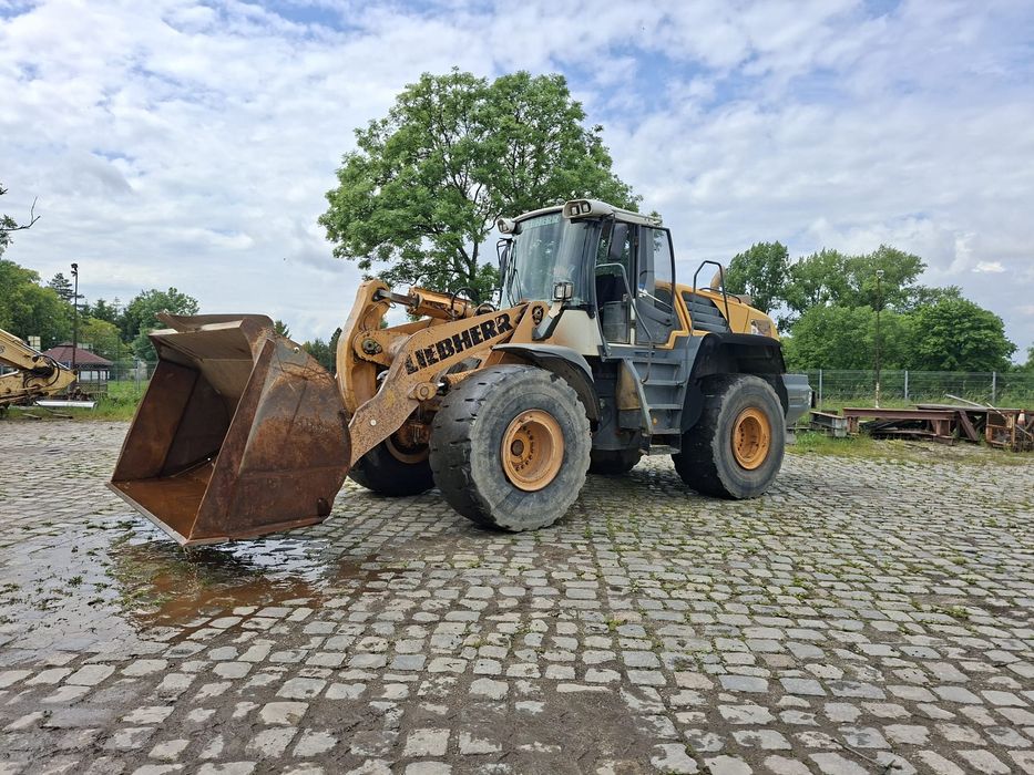 Ładowarka kołowa liebherr 566 2+2