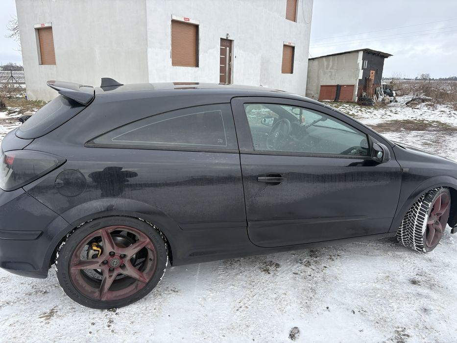 OPEL  ASTRA H GTC 2.0t sport