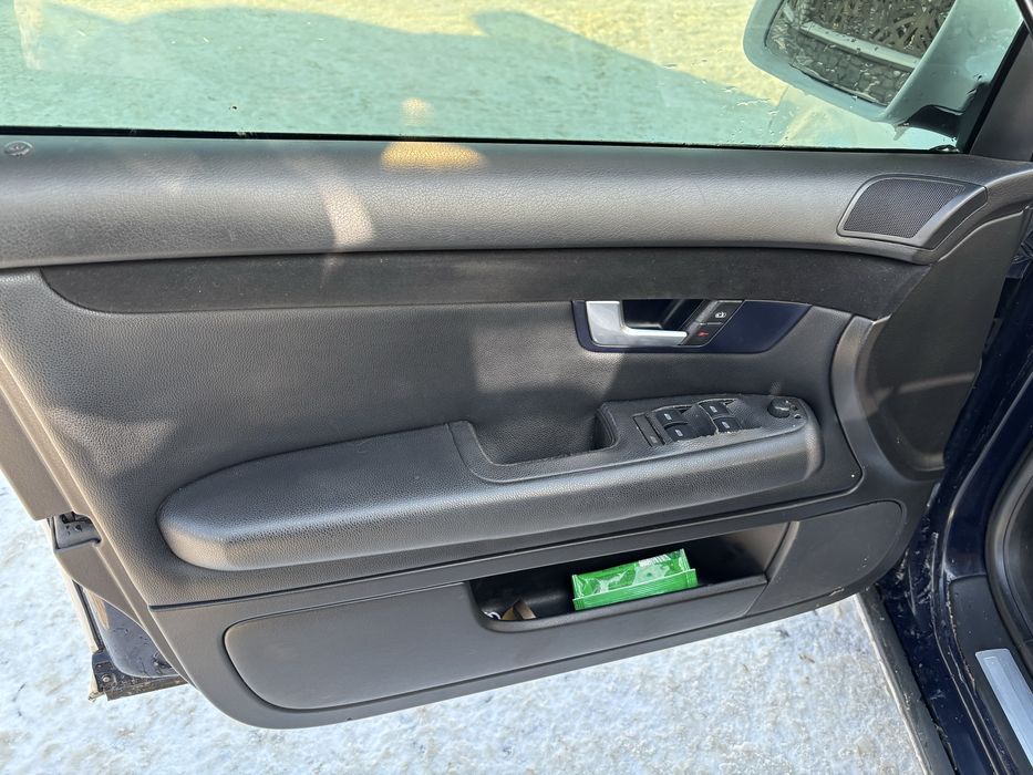 Audi A4b6 S line V6 газ/бенз