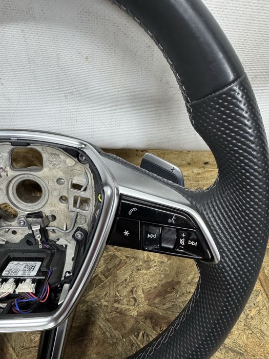 Руль S Line підігрів Audi E Tron / A6 C8 / A7 подогрев кермо