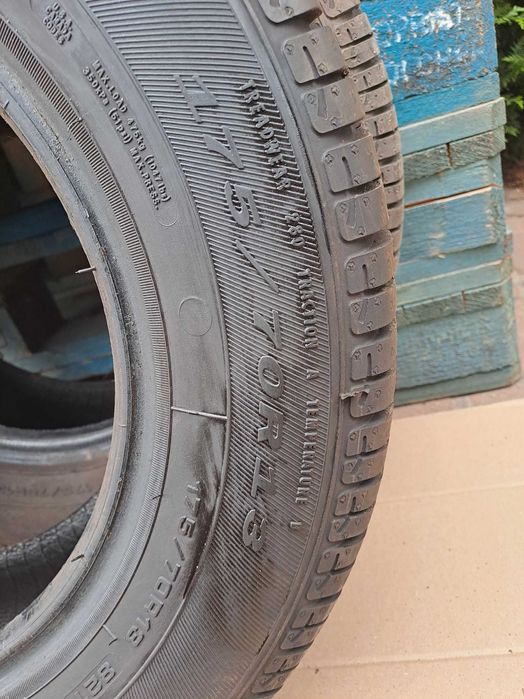 Opony Dębica  175/70R13 82T
